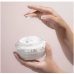 Creme Acetinado Hidratante Desodorante Corporal Lily 250g